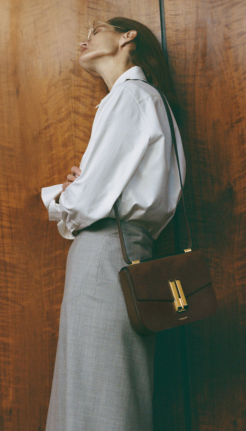 800x1400 800x1400 Vancouver mocha Suede_AW25_Campaign