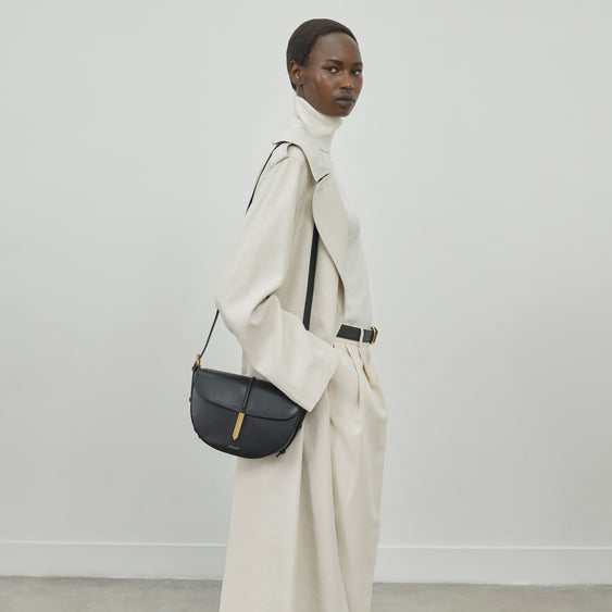 The Tokyo Saddle | Black Smooth | DeMellier