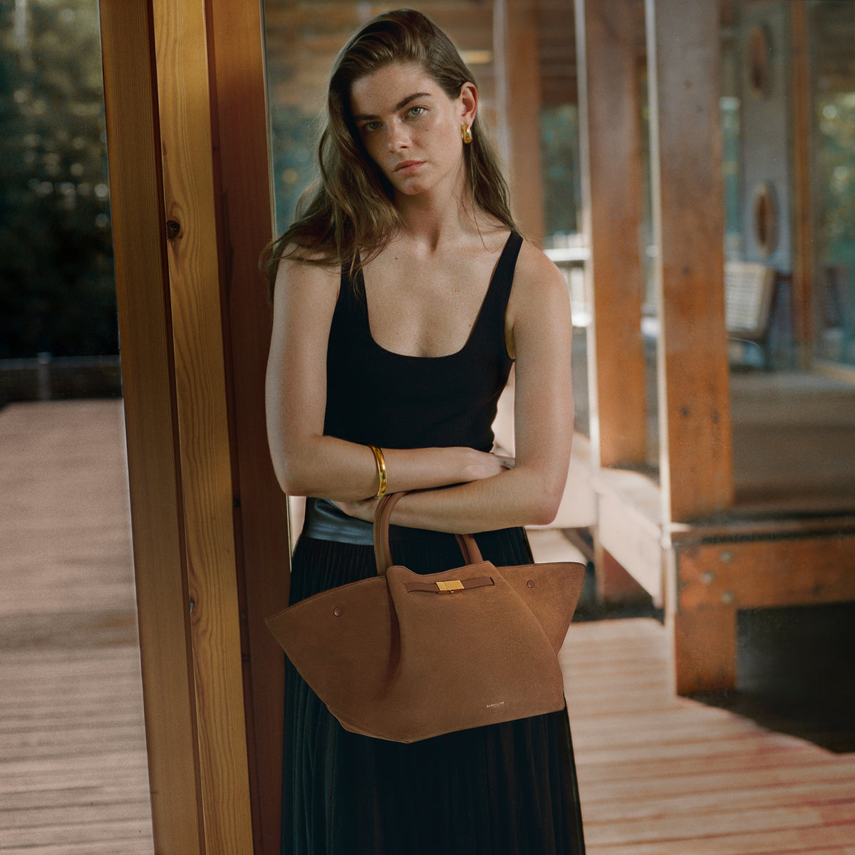 2500x2500 Midi_New_York_Deep_Tan_Suede_PF25_Campaign_copy_13b53788 68b0 48d0 a40e eaec3b8de097