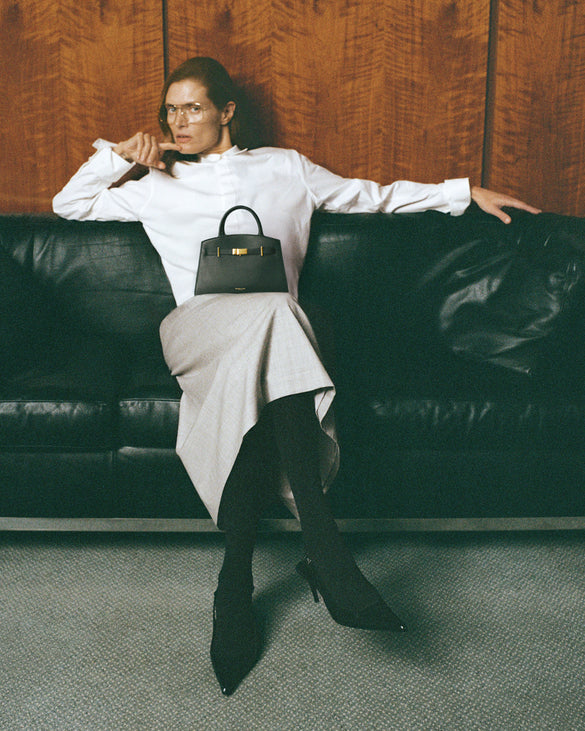 Midi_Hudson_Black_Small_Grain