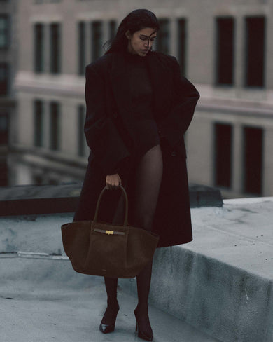 NY_mocha_suede_AW23_Campaign 4