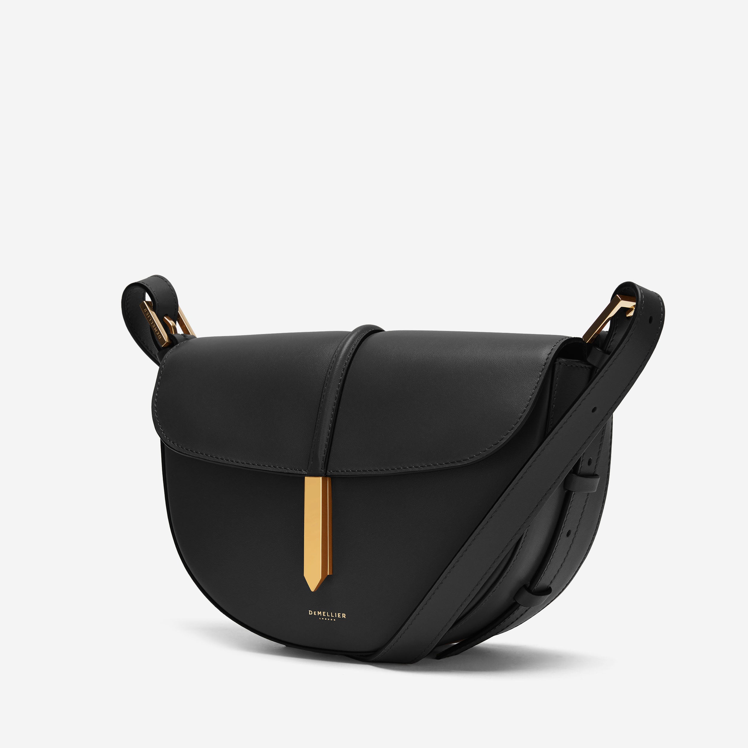 Saddle bag black outlet leather