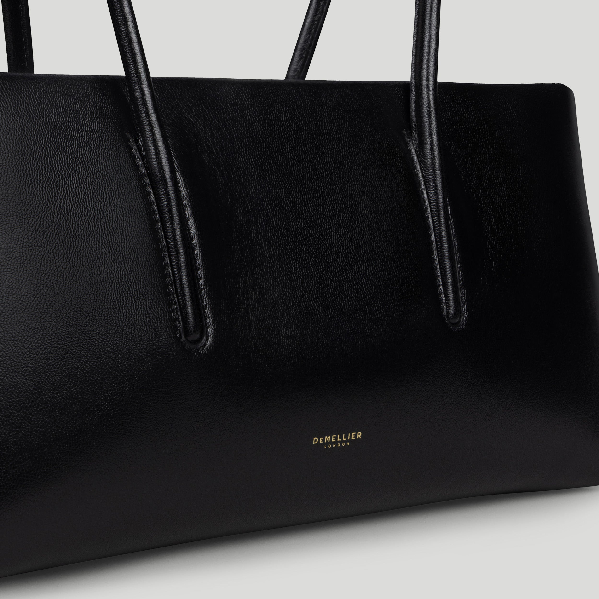 アパルトモンDEMELLIER LONDON hand bag The Stockholm Shoulder | Black Fine Grain | DeMellier