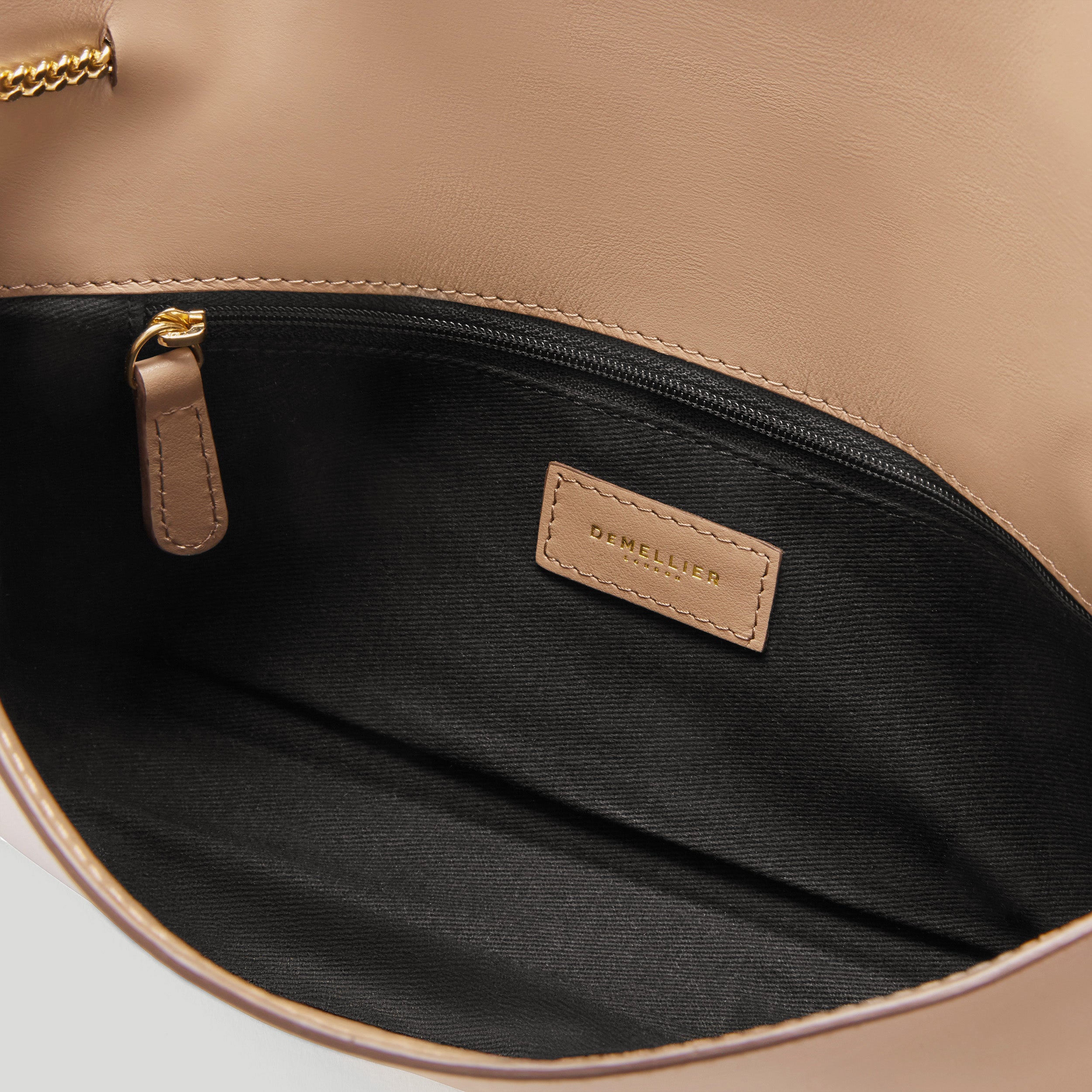 The Vancouver Clutch | Dark Sand Smooth | Demellier