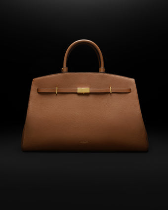 hudson_tan_black_bg_mobile_53af125c 374e 4fda 8c92 3c8bed3129ba