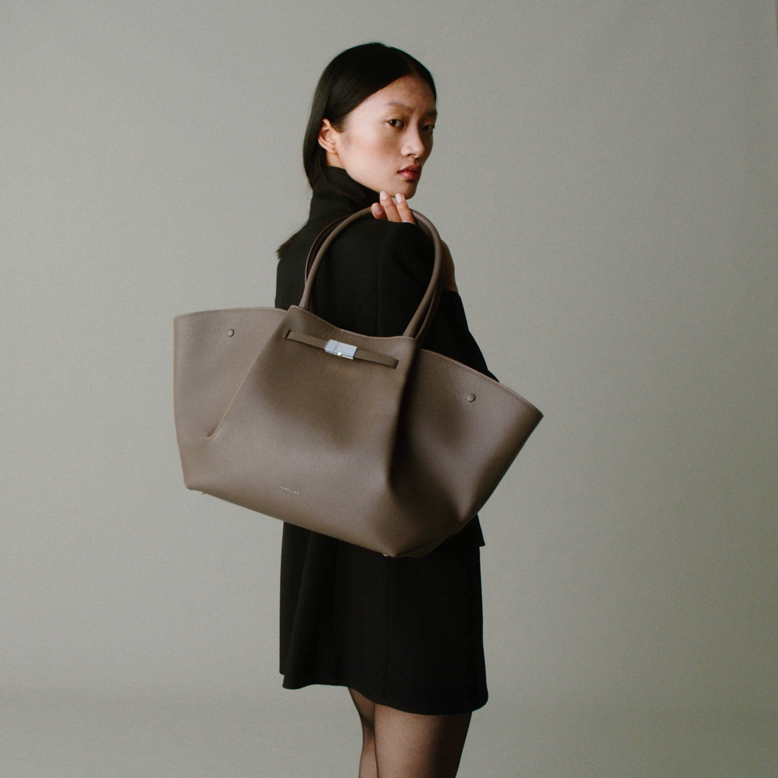 new-york-taupe.jpg?crop=center