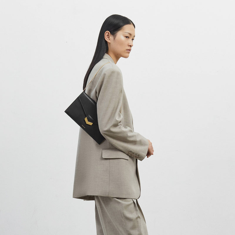 Demellier clutch Clearance