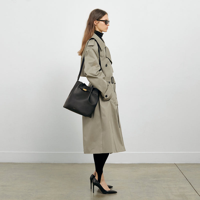 Demellier | The New York in Black Small Grain | Leather Shoulder Bag